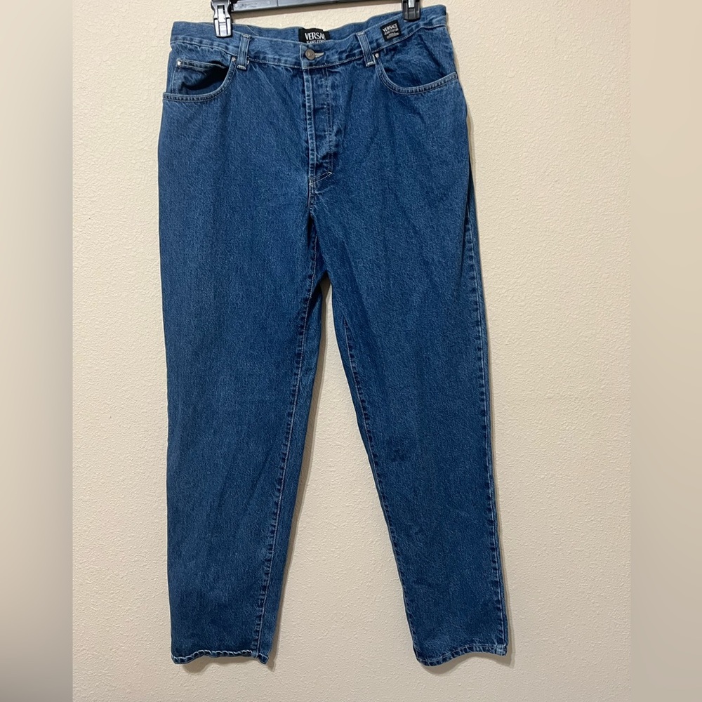 Vintage Versace Ittierre 100% Cotton Italian blue jeans.  Italian size 42,56